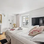 Bnbnova - Jardin Des Tuileries & Louvre Apartman Párizs