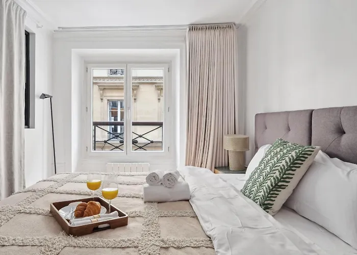 Bnbnova - Jardin Des Tuileries & Louvre *