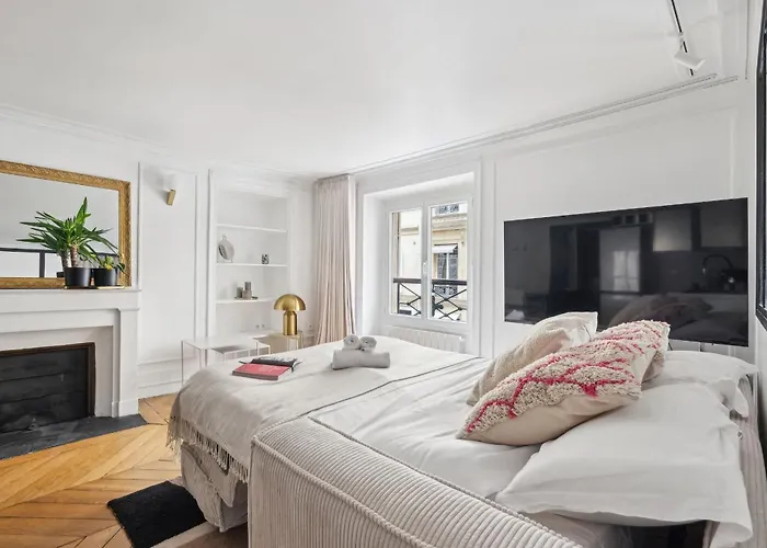 Bnbnova - Jardin Des Tuileries & Louvre Daire Paris